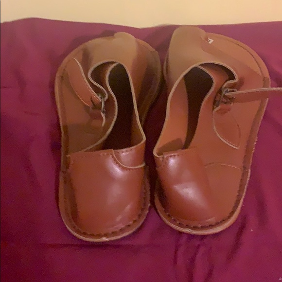 Sandals - Picture 4 of 5